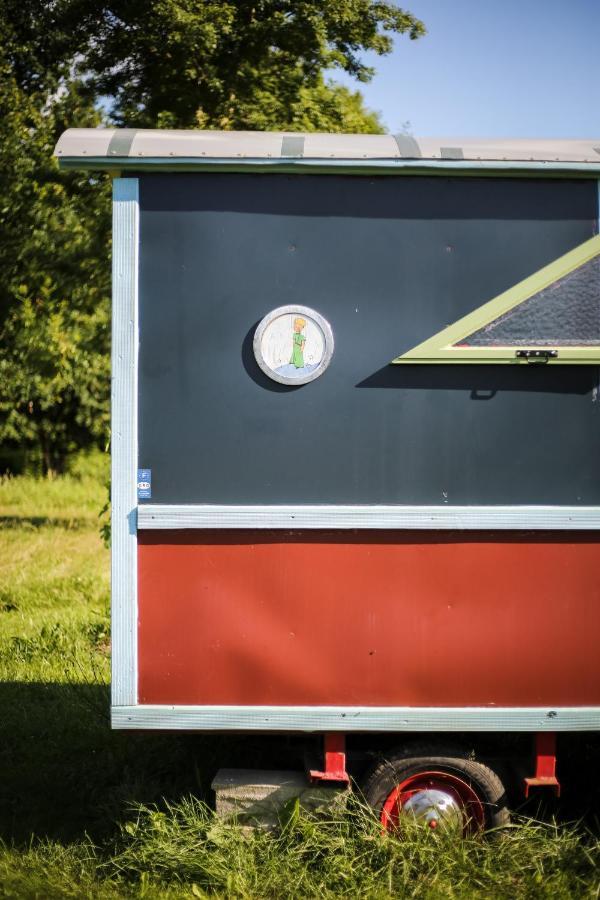Campsite La Pangee Roulottes Hebergements Insolites