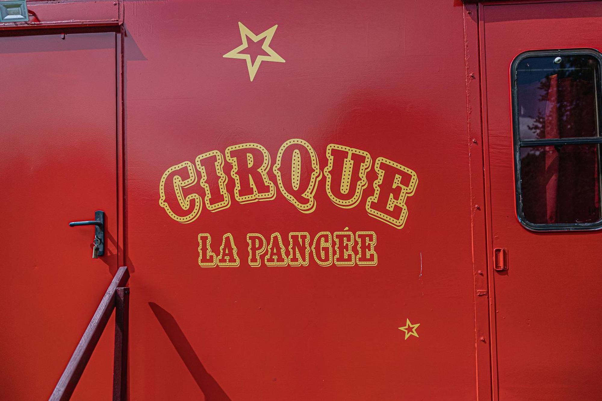 Campsite La Pangee Roulottes Hebergements Insolites